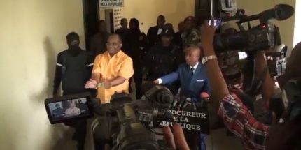 Cambadelis rencontre okombi-salissa