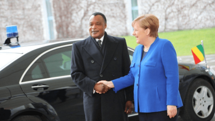Sassou Nguesso mis à mal par Angela Merkel