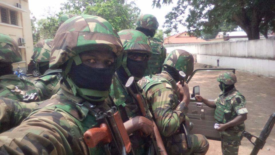 Tentative d’enlèvement et d’assassinat du Général Jean Marie Michel MOKOKO et du Colonel Marcel NTSOUROU dans la nuit du 2 au 3 novembre 2016 à la maison d’arrêt de Brazzaville