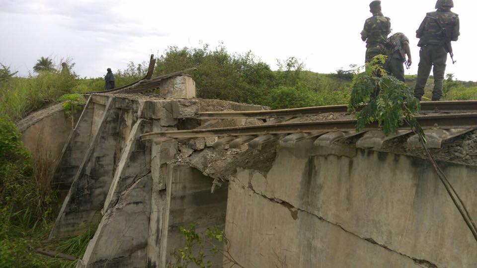Les Ninjas Nsilulu ont dynamité un pont au Pk 360 près de Kinkembo