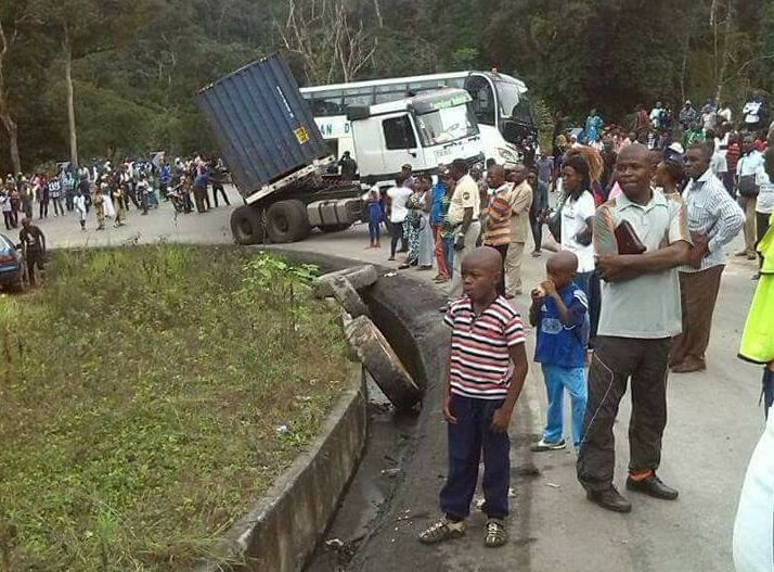 Grave Accident de la circulation à Masseka dans le mayombe