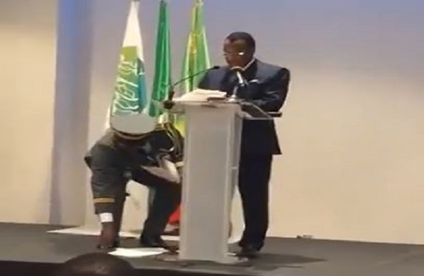 Sassou Nguesso le vieux Otchombé est vraiment dans la panade