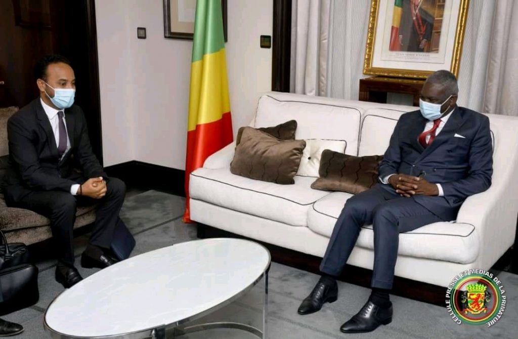Le succès onirique du gouvernement Makosso à Paris